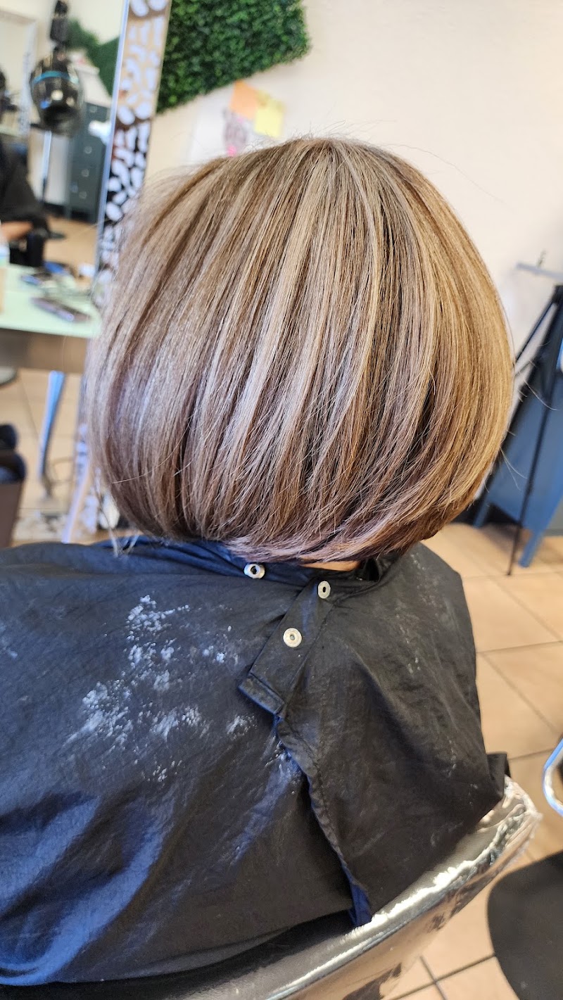 Kandys Kutz, beauty salon in Thornton, CO, photo 1 of 10